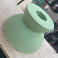 Load image into Gallery viewer, Round Jesmonite Candle Stick Holder