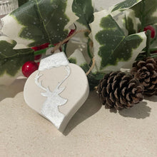 Load image into Gallery viewer, small christmas decoration silver stag
